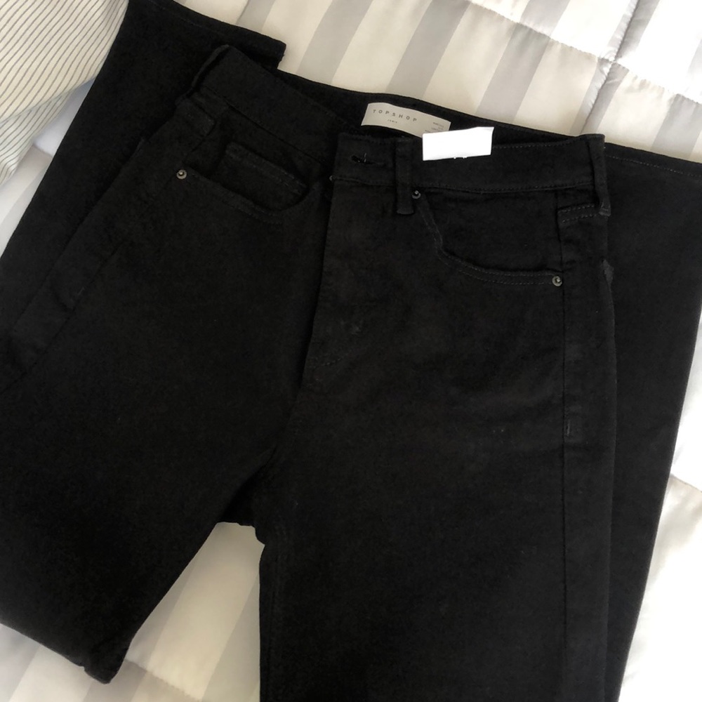 black skinny jeans
